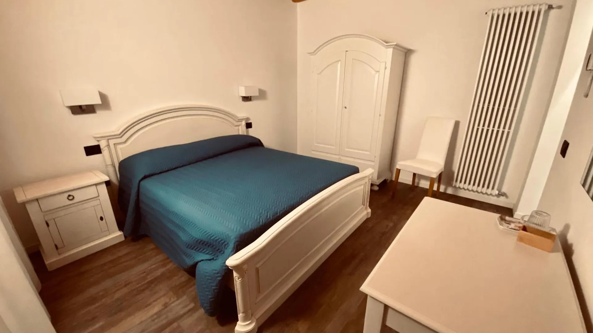 Petite Pomme Hotel Romano D'Ezzelino Italy